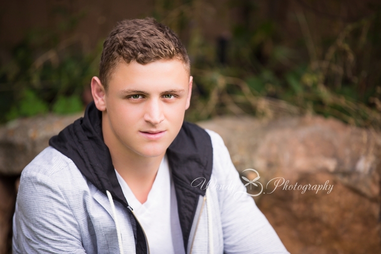 boulder_outdoor_ male_senior_portrait1005
