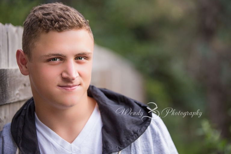 boulder_outdoor_ male_senior_portrait1007